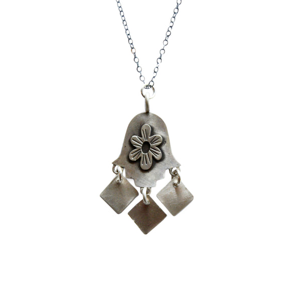 folklorica hamsa necklace