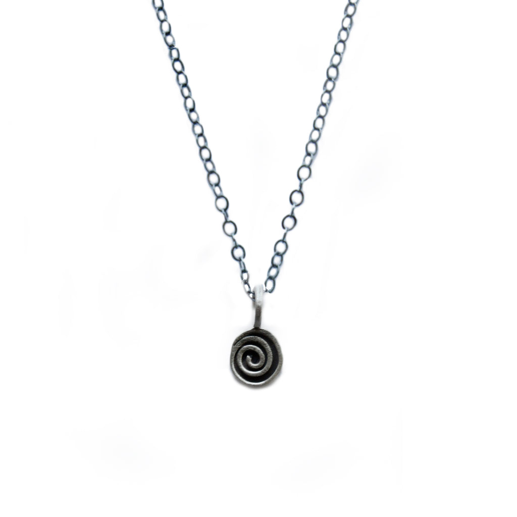 mini spiral necklace