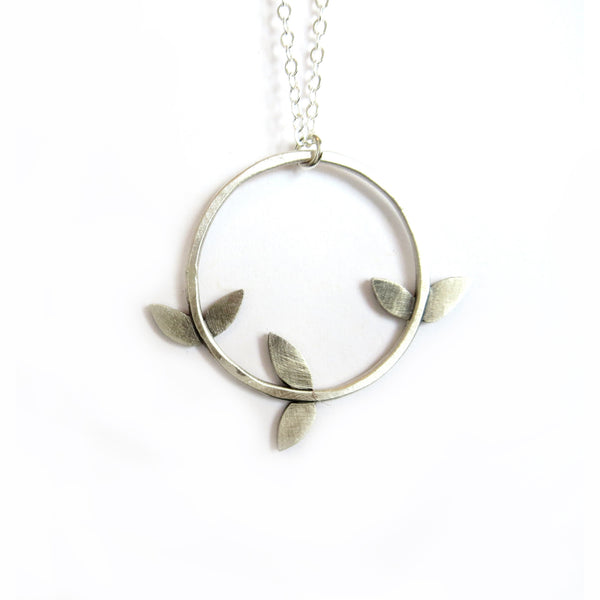 laurel wreath necklace