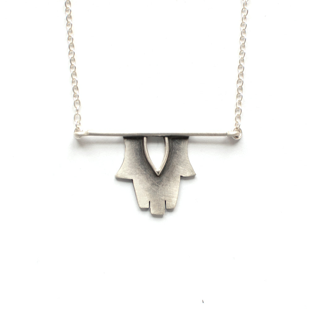 hamsa horizon necklace