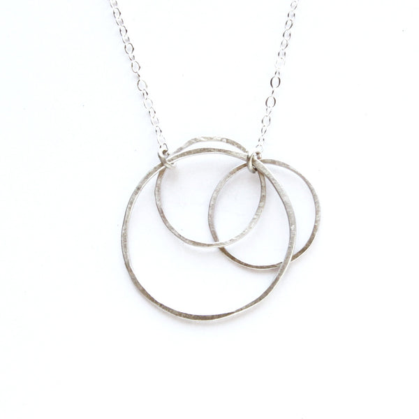medium triple circle necklace